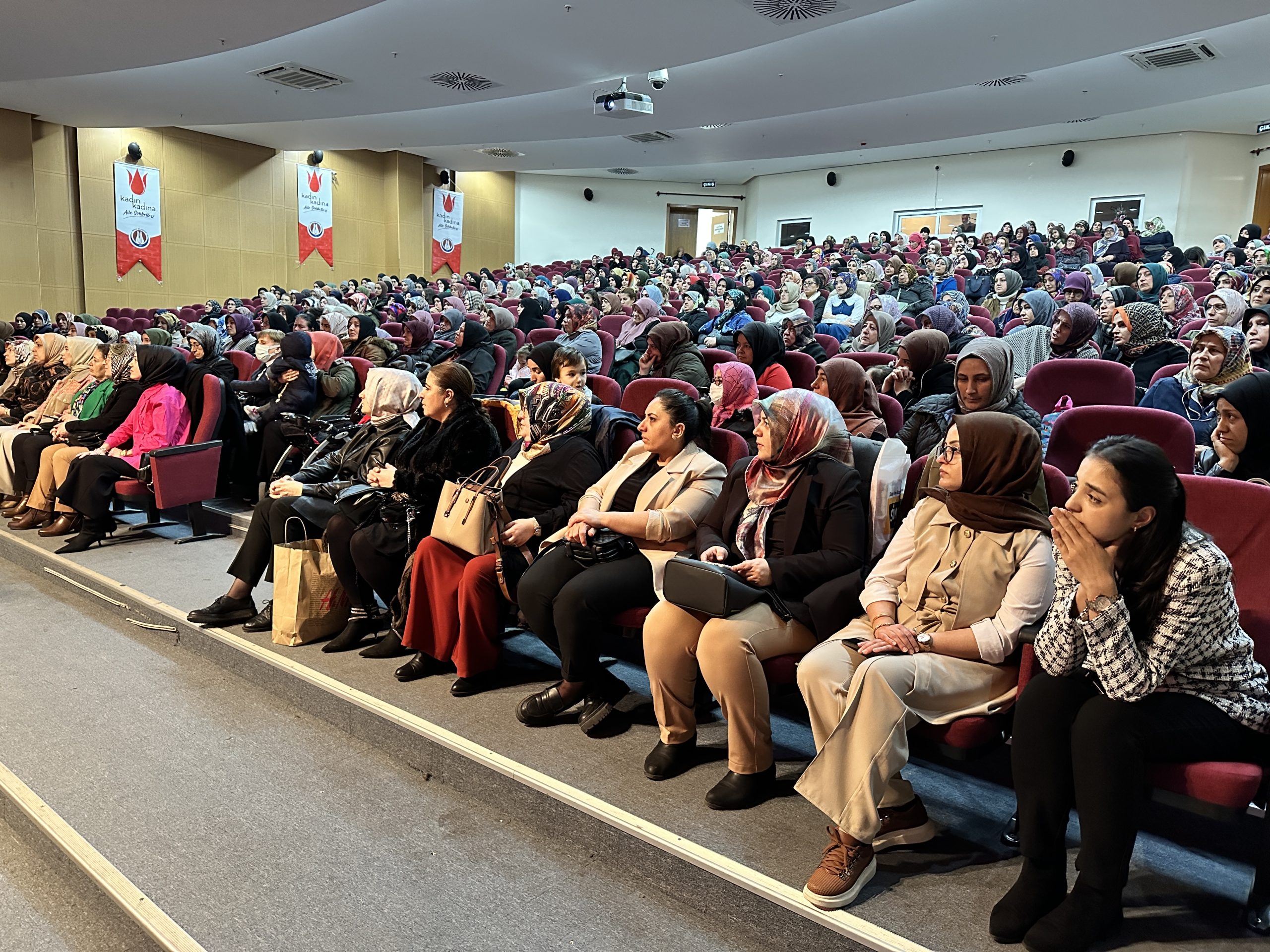 Korkut Ata Kongre Merkezi