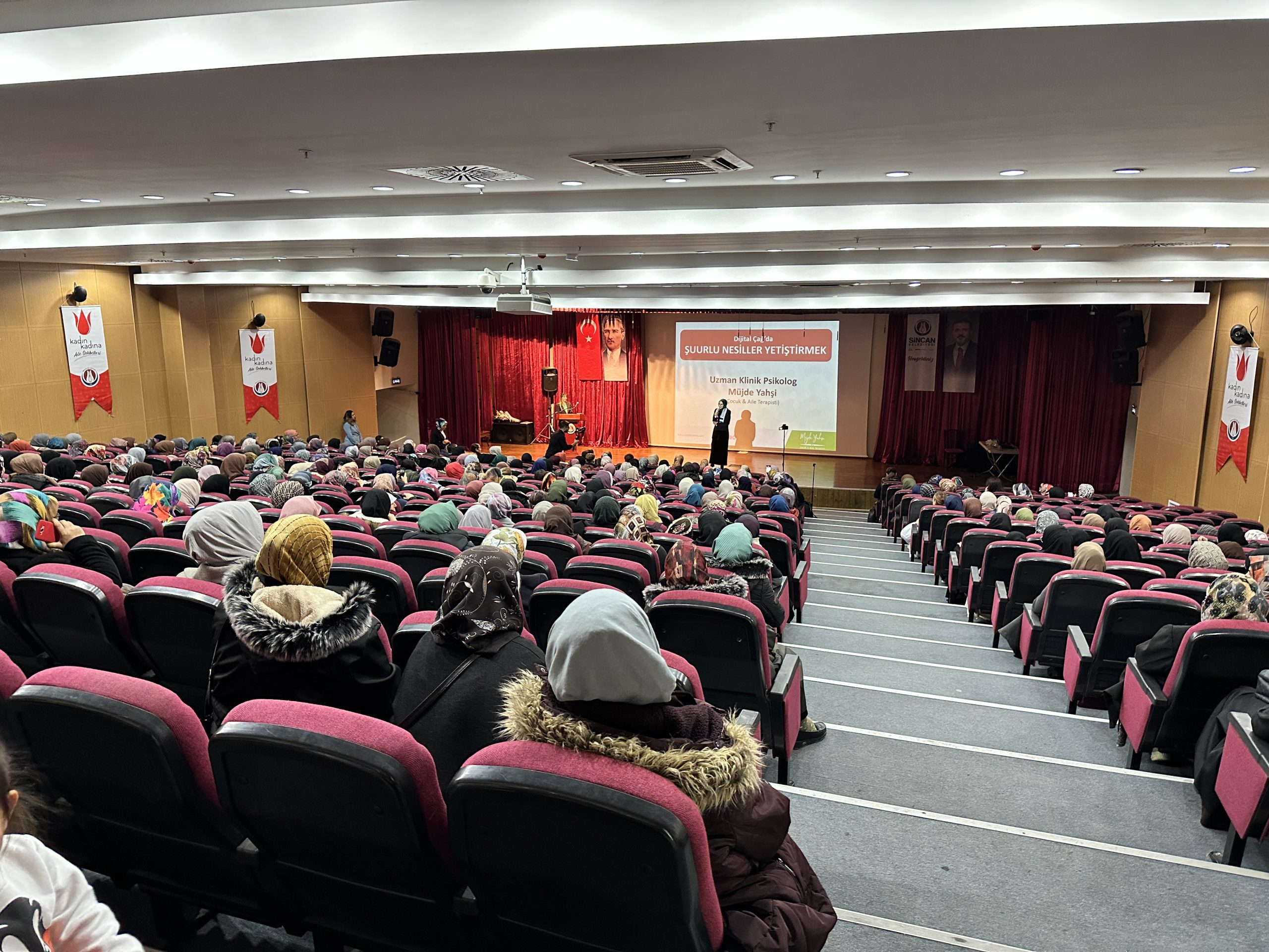 Öğrencilerle Etkileşim