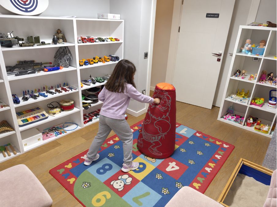 Oyun Terapisi Görseli